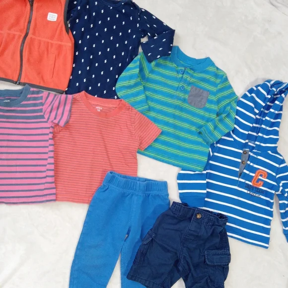 Carter's 18M Bundle - Picture 6 of 8